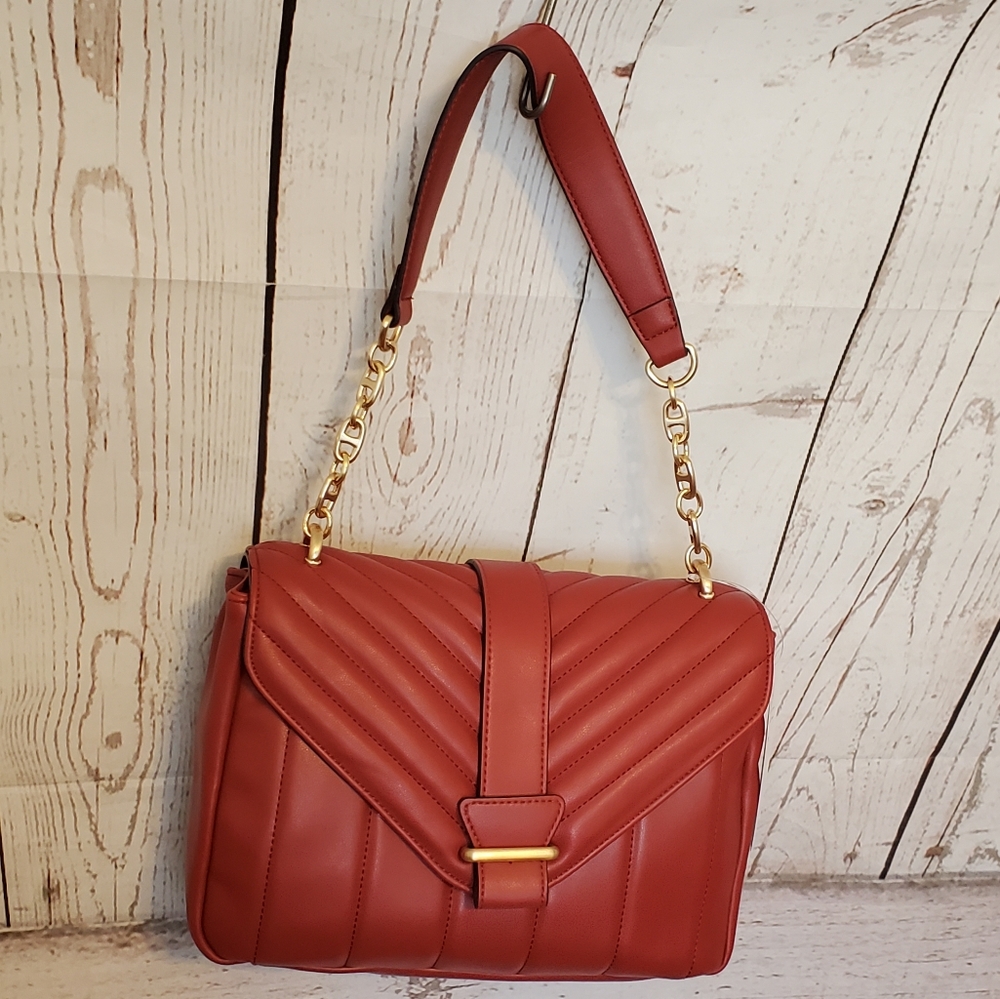 Time and Tru recycled materials Mimi puffer quilted envelope style handbag